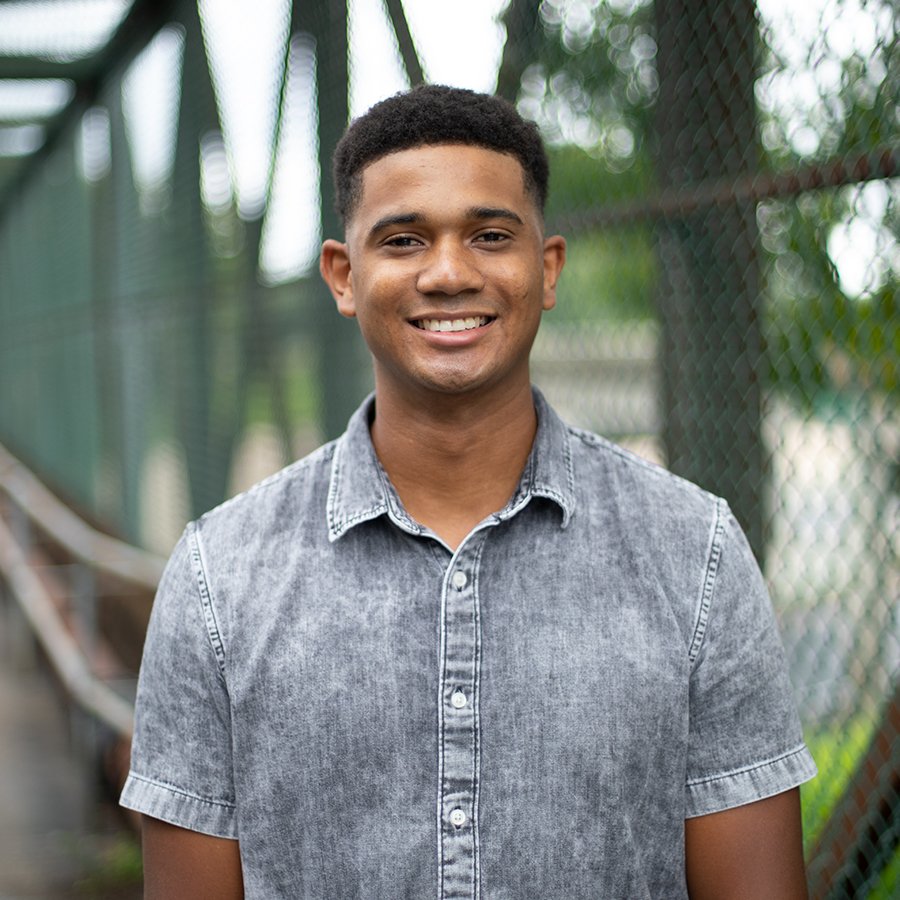 Carlon Holder